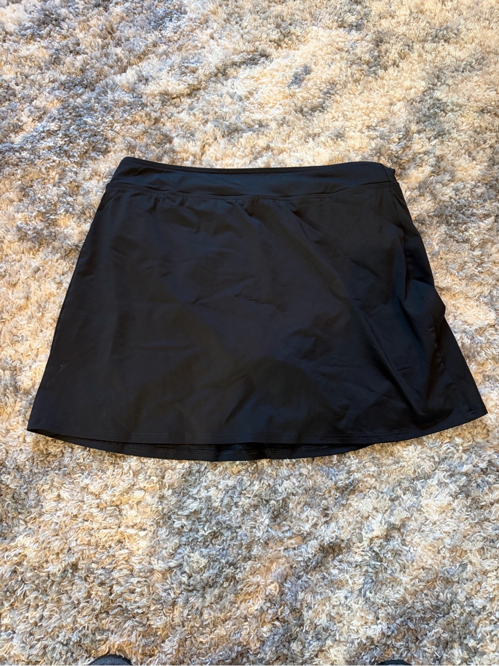 Lands' End Black swim skirt Size 12Long  (17 inches long)